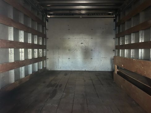 Used 2017 Ford E-350 and Econoline 350 Super Duty w/ Power Windows & Locks Group RWD image 19
