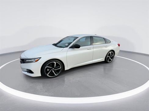 Used 2022 Honda Accord Sport image 7