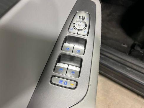 Used 2025 Hyundai Palisade SEL FWD image 20