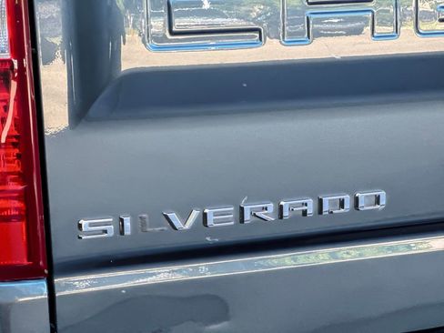 Used 2021 Chevrolet Silverado 1500 LT w/ Bed Protection Package RWD image 24