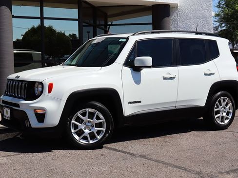 Used 2021 Jeep Renegade Latitude w/ Convenience Group FWD image 3