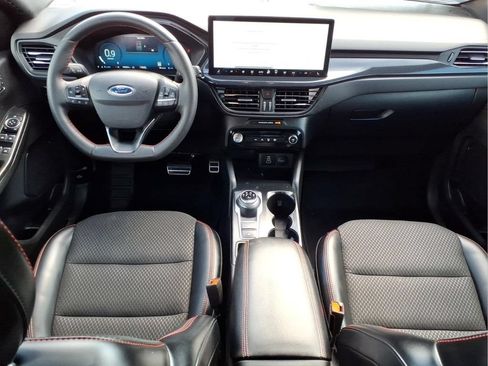 Used 2024 Ford Escape ST-Line Select w/ Tech Pack #2 AWD/4WD image 18