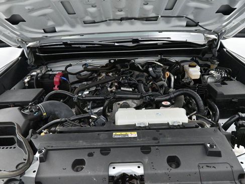 Used 2024 Toyota Tacoma SR AWD/4WD image 35