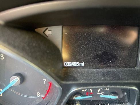 Used 2019 Ford Escape Titanium image 5