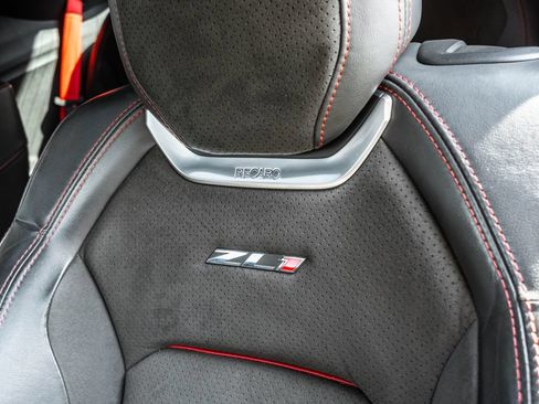 Used 2017 Chevrolet Camaro ZL1 RWD image 8