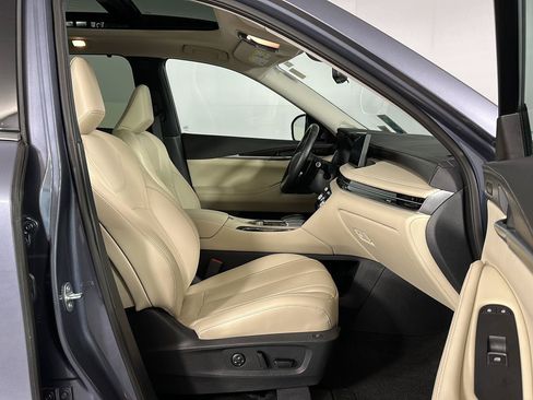 Used 2023 INFINITI QX60 Sensory w/ Vision Package AWD/4WD image 34