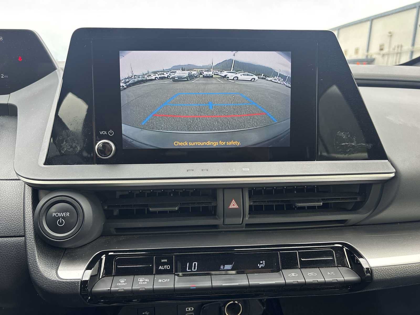 Used 2024 Toyota Prius LE FWD image 18