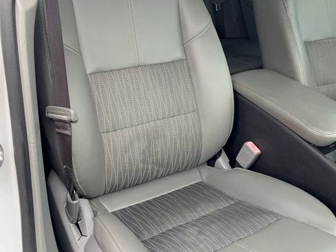 Used 2017 Chevrolet Impala LT image 13