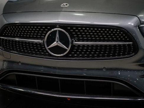 Used 2022 Mercedes-Benz E 350 Sedan image 8