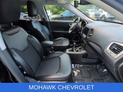Used 2021 Jeep Compass Latitude w/ Convenience Group AWD/4WD image 25