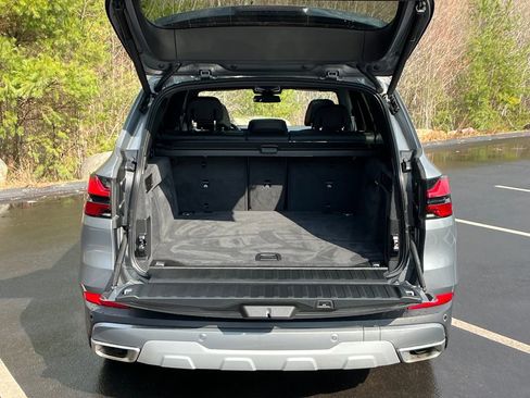 Used 2024 BMW X5 xDrive40i w/ Premium Package image 24