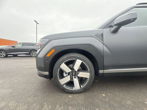 New 2025 Hyundai Santa Fe Limited AWD/4WD image 10