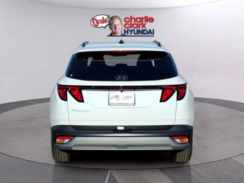 New 2026 Hyundai Tucson SEL image 4