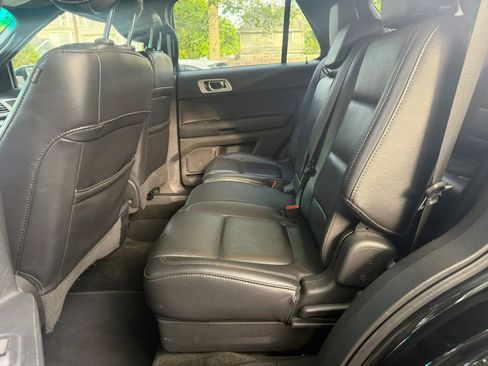 Used 2014 Ford Explorer Limited AWD/4WD image 9