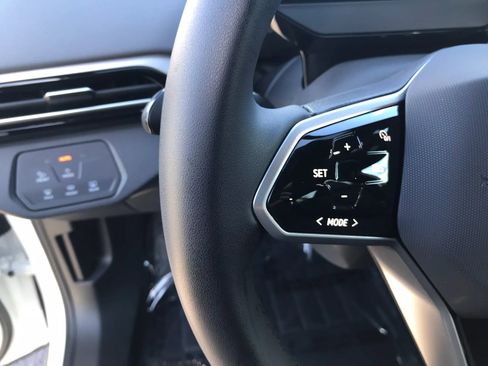 Used 2023 Volkswagen ID.4 Pro S Plus image 16