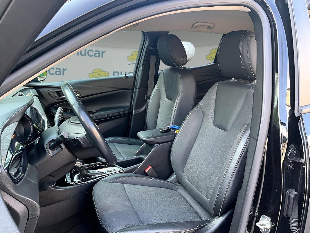 Used 2023 Buick Encore GX Select w/ Sport Touring Package AWD/4WD image 10