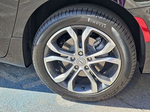 New 2026 Chrysler Pacifica Pinnacle image 13