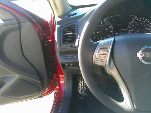 Used 2013 Nissan Altima 2.5 S image 24