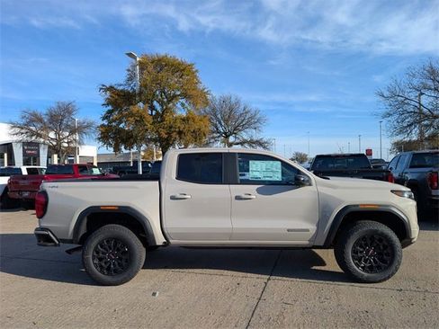 New 2026 GMC Canyon Elevation w/ Convenience Package image 3