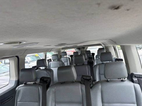 Used 2018 Ford Transit 350 XL RWD image 7