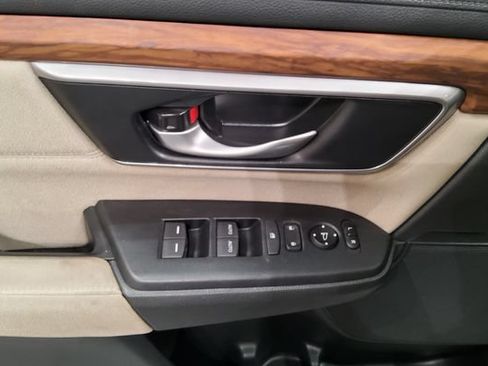 Used 2018 Honda CR-V EX image 32