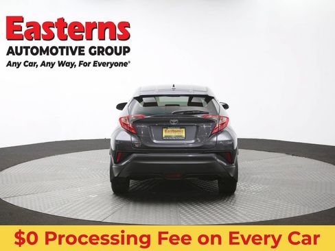 Used 2019 Toyota C-HR Limited FWD image 34