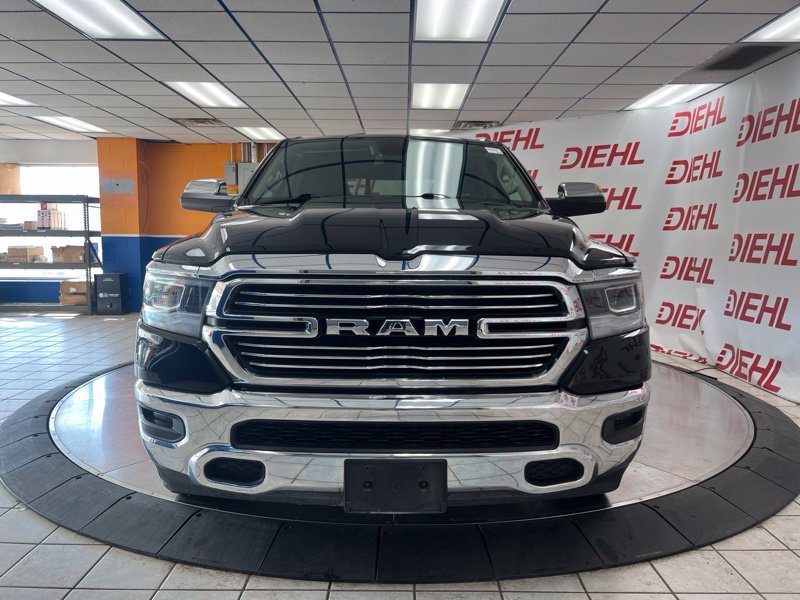 Used 2019 RAM 1500 Laramie w/ Trailer Tow Group AWD/4WD image 2