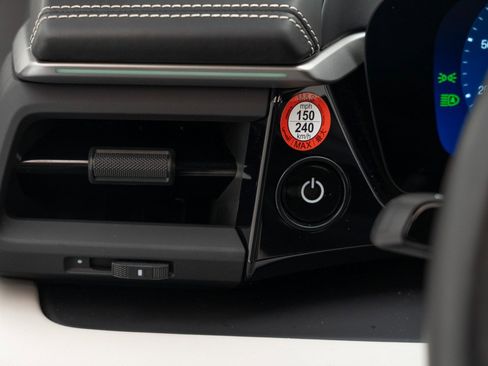 Used 2024 Porsche Macan 4 Electric image 29