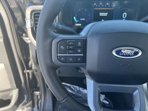 New 2026 Ford F350 Lariat w/ Lariat Premium Package image 17