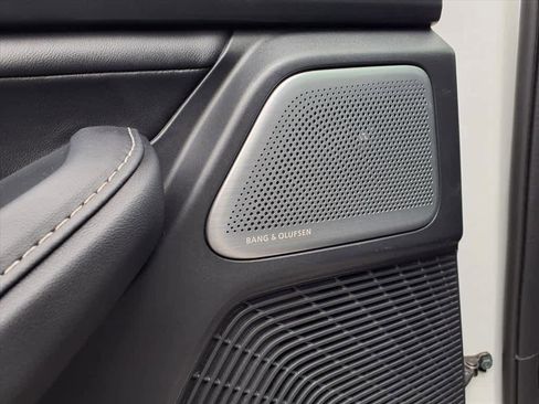 Certified 2025 Acura MDX w/Technology Package image 24