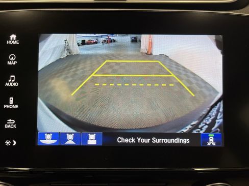 Used 2020 Honda CR-V Touring image 8