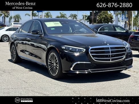 New 2025 Mercedes-Benz S 580e 4MATIC Sedan image 1