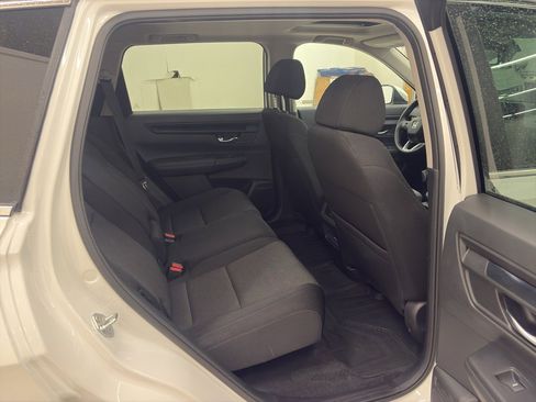 Used 2024 Honda CR-V EX image 18