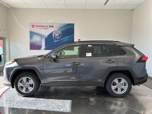 New 2025 Toyota RAV4 XLE image 3