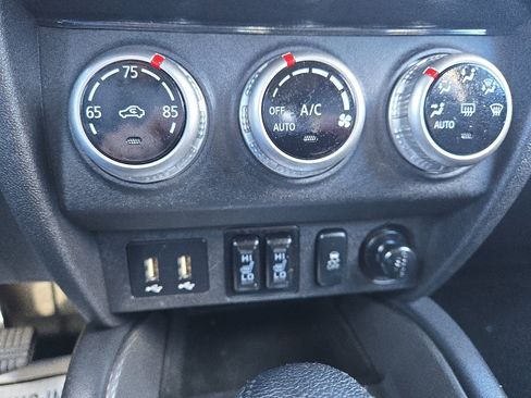 Used 2024 Mitsubishi Outlander Sport SE image 20