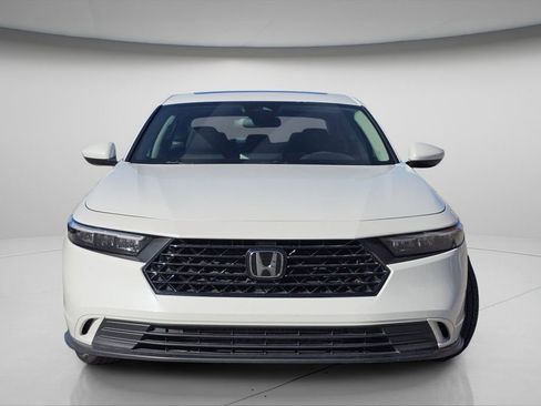 Used 2024 Honda Accord EX image 3