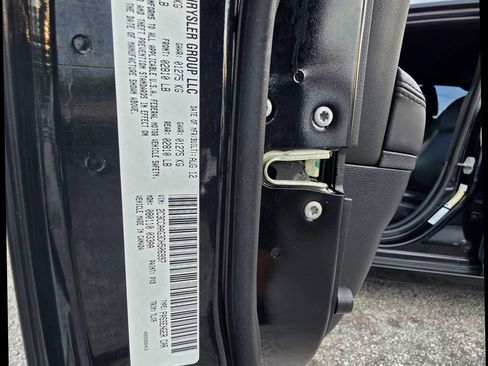 Used 2013 Chrysler 300 image 24