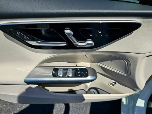 Used 2026 Mercedes-Benz C 300 4MATIC Sedan image 22