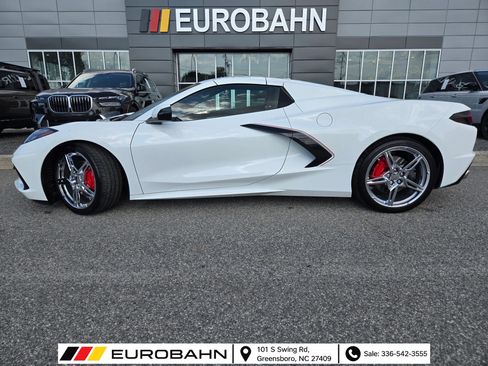 Used 2024 Chevrolet Corvette Stingray Premium Conv w/ 3LT RWD image 2