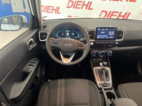 New 2026 Hyundai Venue SEL FWD image 29