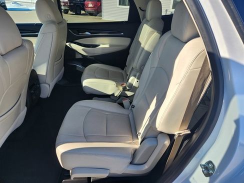Used 2023 Buick Enclave Essence w/ Experience Buick Package image 6