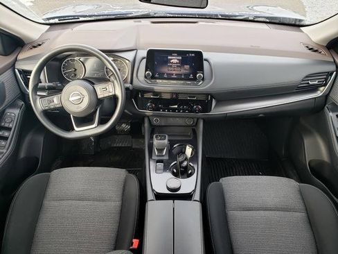 Used 2022 Nissan Rogue SV image 15