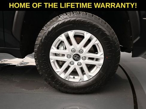 Used 2024 Toyota Tundra SR5 w/ SR5 Convenience Package AWD/4WD image 47