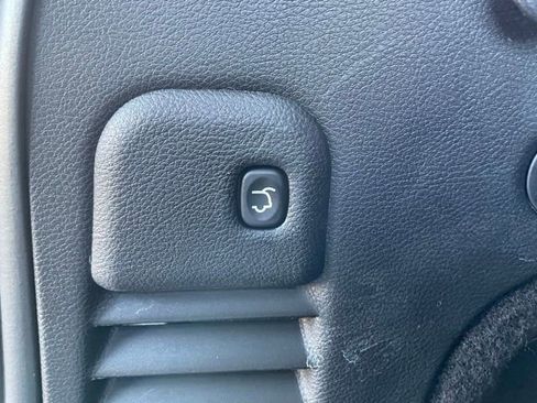 Used 2021 Jeep Grand Cherokee Overland image 33