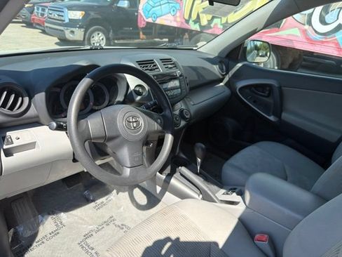 Used 2010 Toyota RAV4 4WD w/ Base L4 Extra Value Pkg image 9