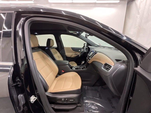 Used 2023 Chevrolet Equinox Premier FWD image 23