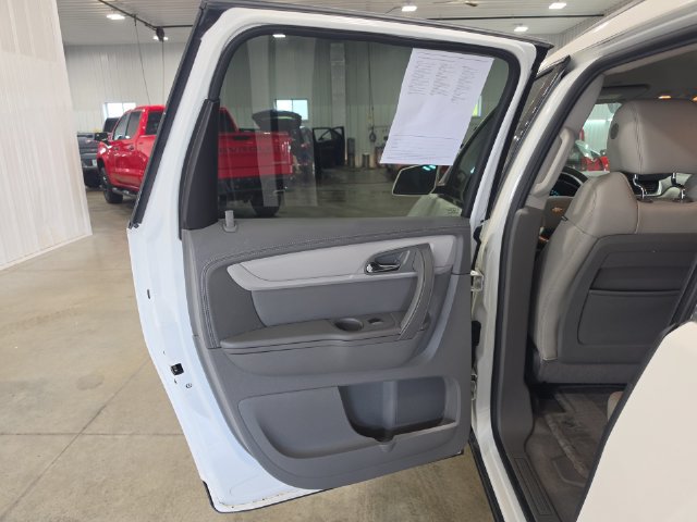 Used 2015 Chevrolet Traverse LT FWD image 26