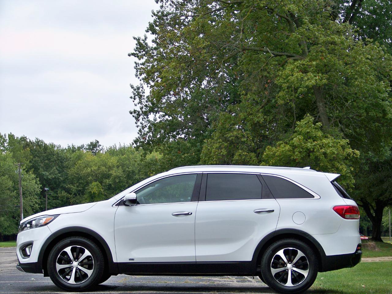 Used 2016 Kia Sorento EX AWD/4WD image 10