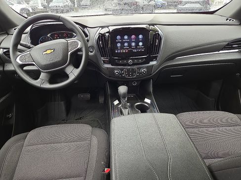 Used 2023 Chevrolet Traverse LT w/ Rear Camera Mirror Package AWD/4WD image 26