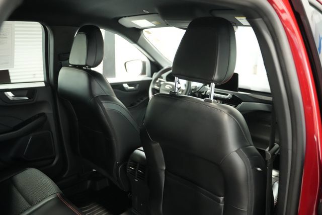 Used 2023 Ford Escape ST-Line AWD/4WD image 18